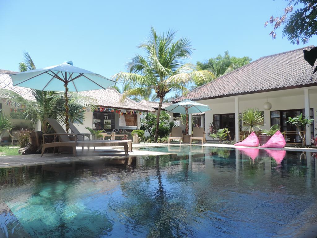 Casus Dream Hotel Gili Trawangan Exterior photo