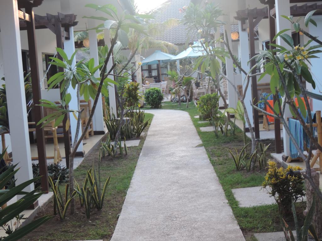 Casus Dream Hotel Gili Trawangan Exterior photo