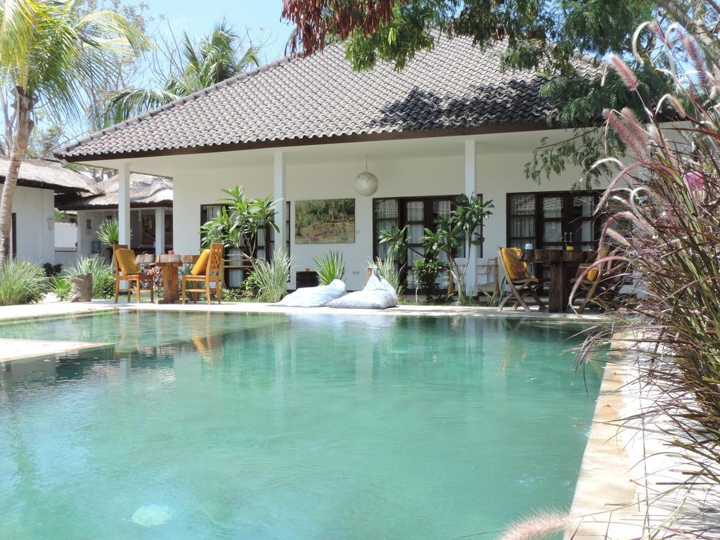 Casus Dream Hotel Gili Trawangan Exterior photo