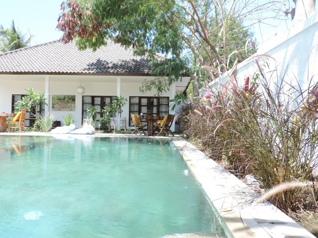 Casus Dream Hotel Gili Trawangan Exterior photo