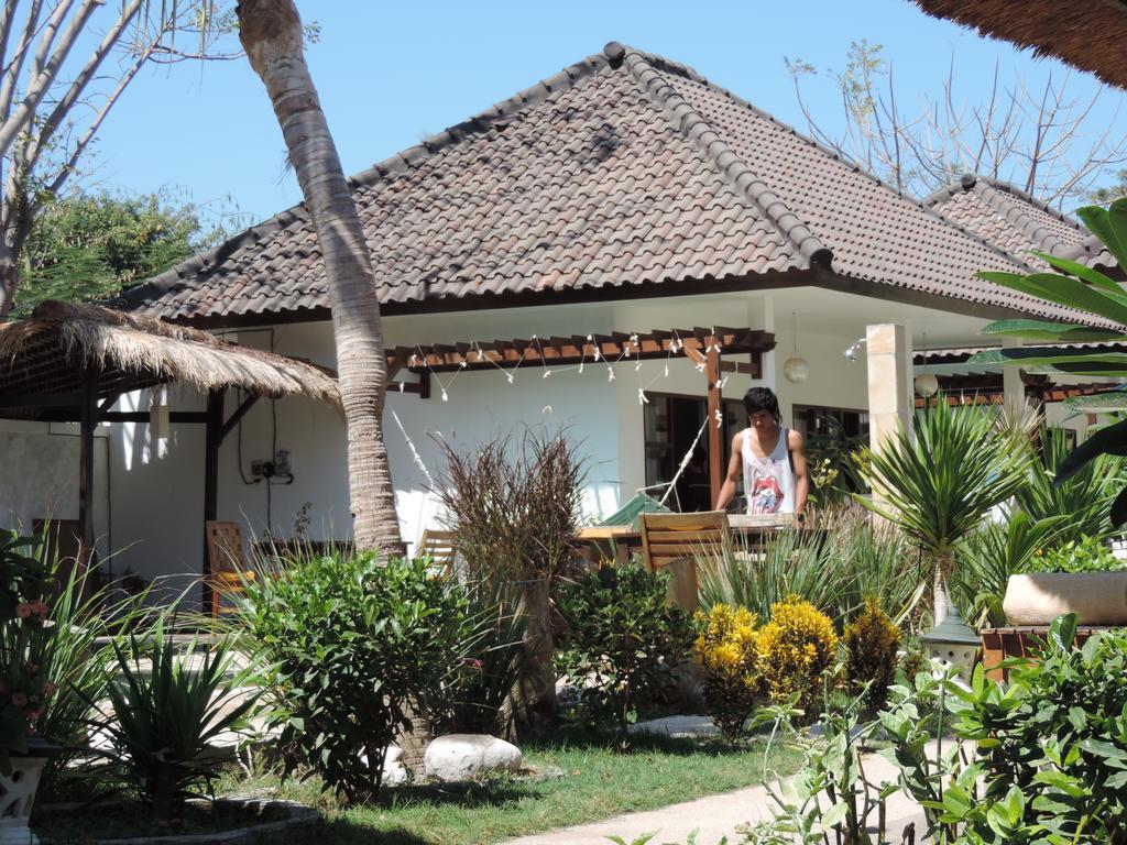 Casus Dream Hotel Gili Trawangan Exterior photo
