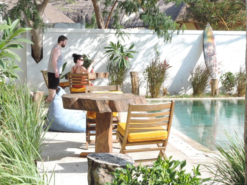 Casus Dream Hotel Gili Trawangan Exterior photo