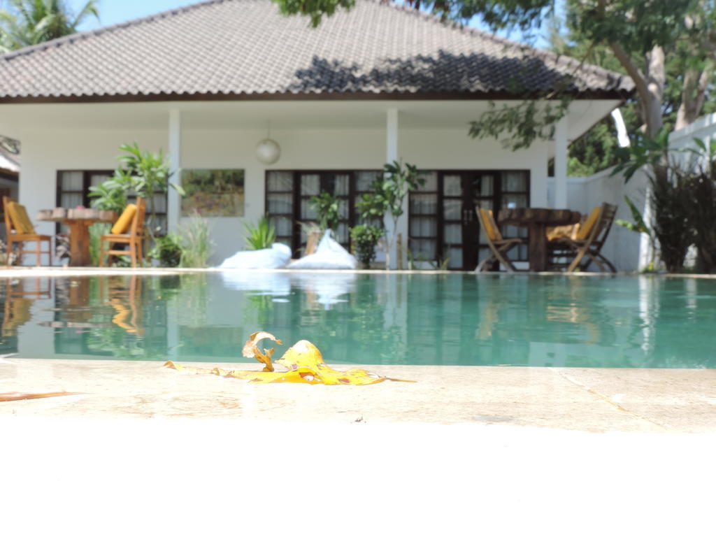 Casus Dream Hotel Gili Trawangan Exterior photo