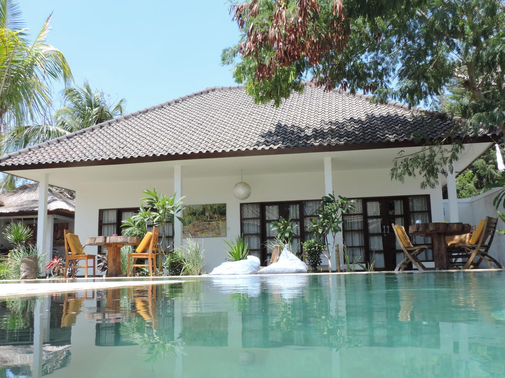Casus Dream Hotel Gili Trawangan Exterior photo